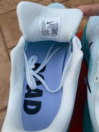 Nike Vomero 18 Talla 43