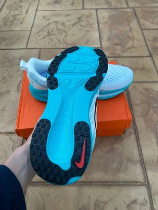 Nike Vomero 18 Talla 43