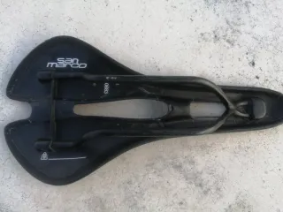 Sillín Carbono MTB. 105gr