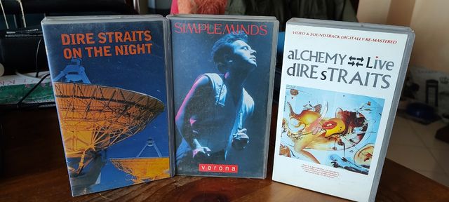 VHS concerti Simple Minds e Dire straits