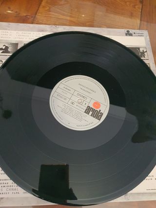 Vinilo Danza Invisible Arato