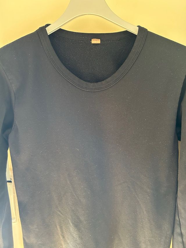 Camiseta interior negra manga larga