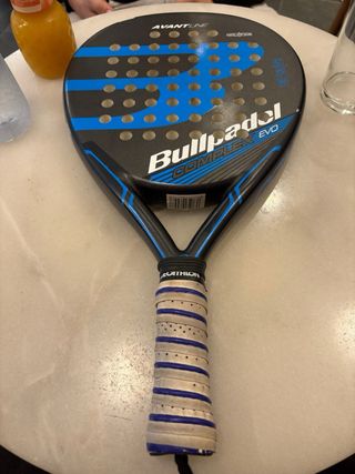 Pala de pádel Bullpadel Complex EVO