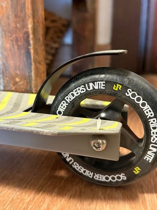 Patinete Stunt Freestyle Mitto Gris/Amarillo