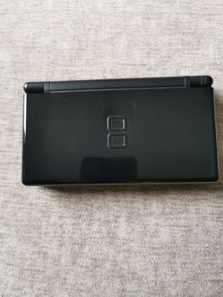 Nintendo DS Lite + Pokemon Esmeralda + Juegos