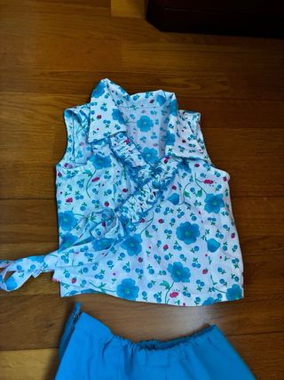 Traje Flamenca Niña Azul y Blanco. Talla 6 (creo)