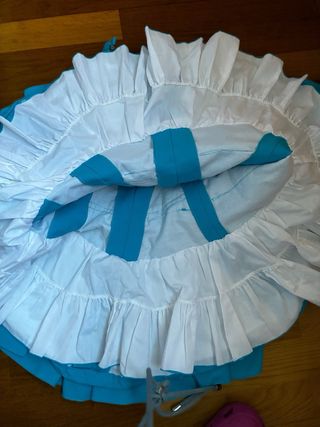 Traje Flamenca Niña Azul y Blanco. Talla 6 (creo)