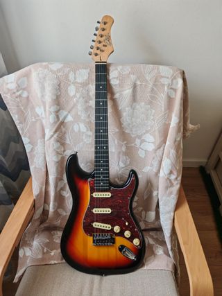 EKO S-300 Sunburst - Chitarra Elettrica NUOVA