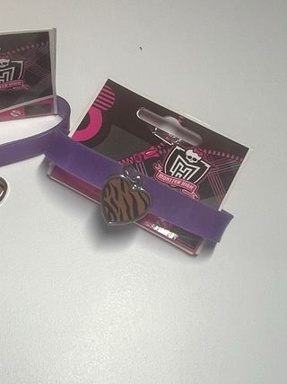 Pulseras Monster High Moradas