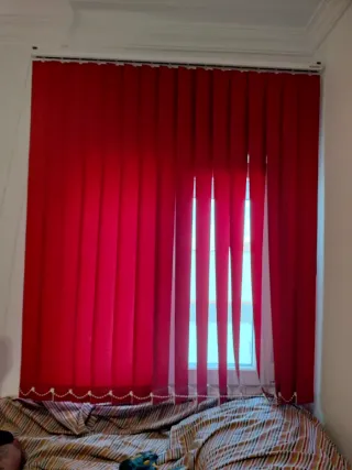 Tende verticali rosse per finestra 110 cm