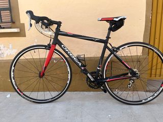 Bicicleta de carretera Orbea Avant. 