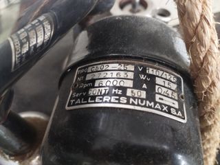 Máquina de coser medias antigua