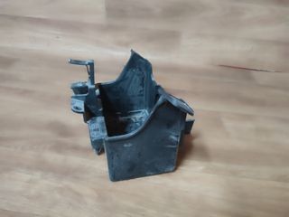 Caja Batería Suzuki GSX650 F 2009
