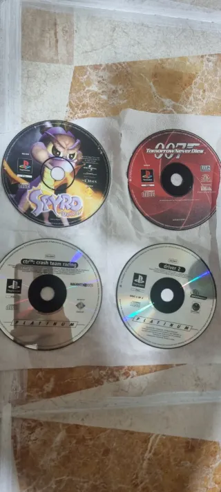 Pack PS1 Sony  y ps2+ Juegos y Accesorios
