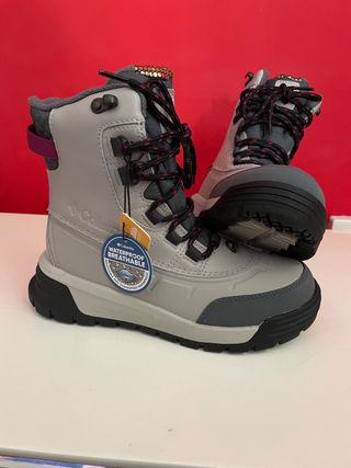 Botas de senderismo Columbia grises y negras