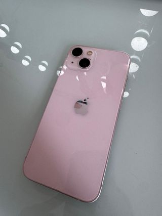 iPhone 13 Rosa 128GB del año 2022, caja incluida