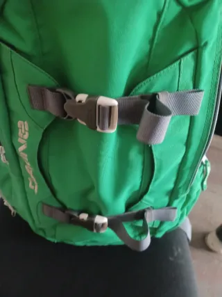 Mochila Dakine Mission Verde esnowboard