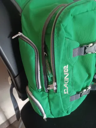 Mochila Dakine Mission Verde esnowboard