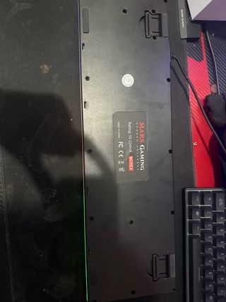 Teclado Mars Gaming RGB Casi Nuevo