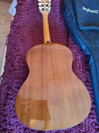 Guitarra Admira 3/4