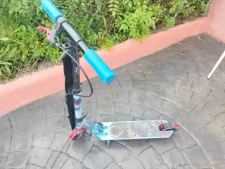 Patinete infantil color  azul