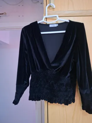 Jersey terciopelo negro manga larga
