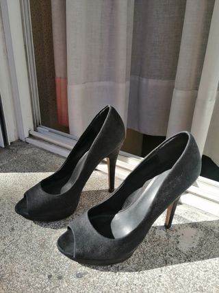 Zapatos Peep Toe Negros