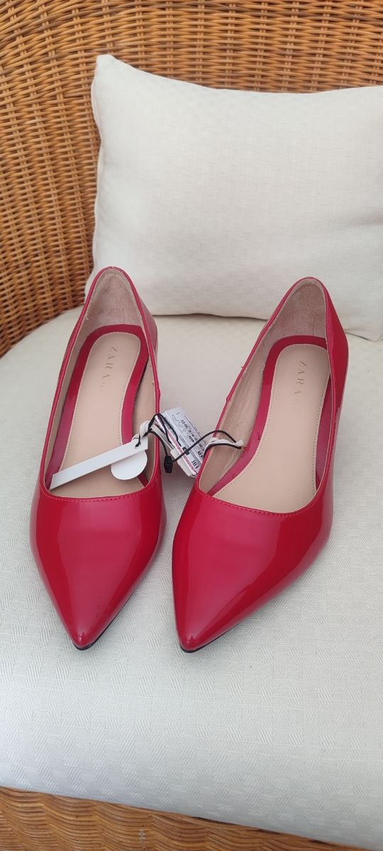 Zapatos charol rojos talla 38