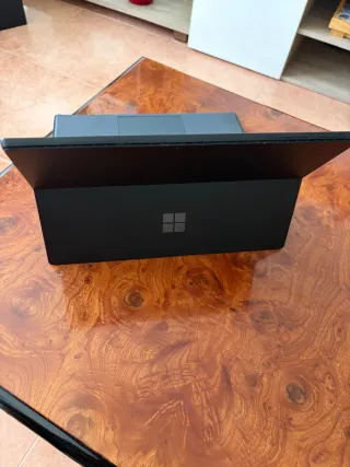 Microsoft Surface Pro 7+ i7 16GB 512GB SSD.