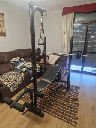 BANCO DE PESAS Y MUSCULACION CON POLEA 