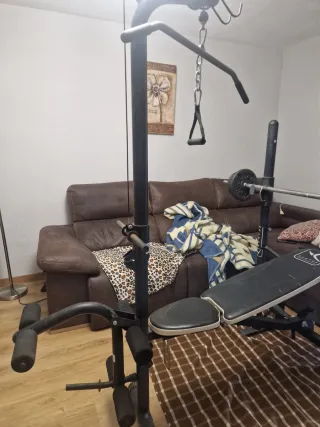 BANCO DE PESAS Y MUSCULACION CON POLEA 