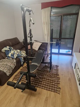 BANCO DE PESAS Y MUSCULACION CON POLEA 