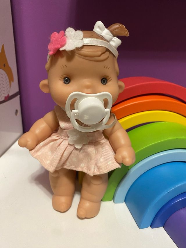 Muñeca Gadir con chupete Sanchis 
