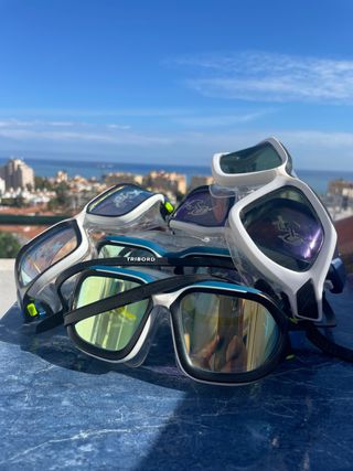 Gafas de natación con lentes espejadas
