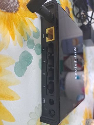 Router OvisLink Negro Evo-W311AR