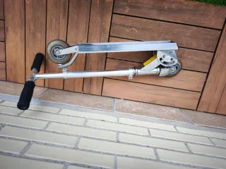 Patinete infantil periódico MARCA
