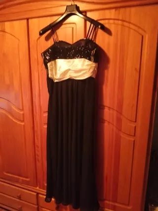 Vestido fiesta o boda negro y beis con lentejuelas