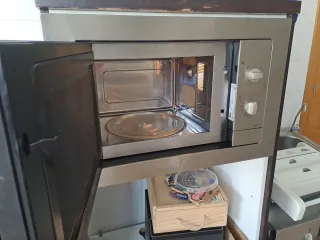 Microondas encastrado Teka