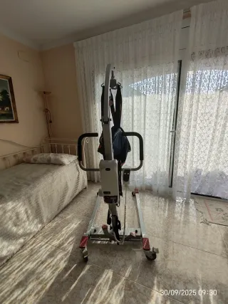 Grúa para traslado de personas