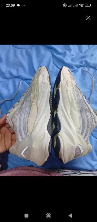 Zapatilla Adidas Yeezy ortholite 700 v