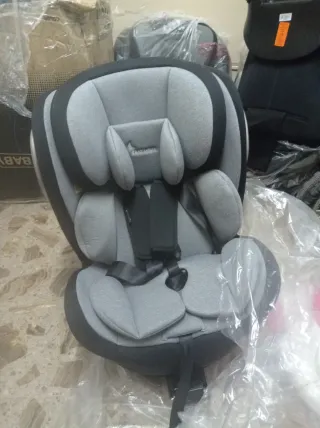 Silla de coche para bebé gris