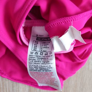 Lote camiseta y bañador niña fucsia