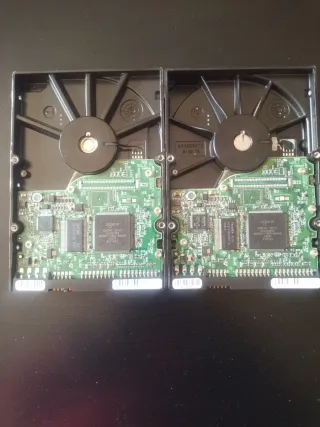 2x Maxtor DiamondMax Plus 9