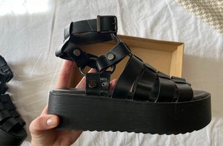 Sandalias Marypaz negras plataforma