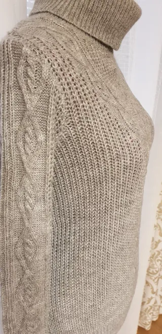 Jersey gris cuello alto mezcla cachemir