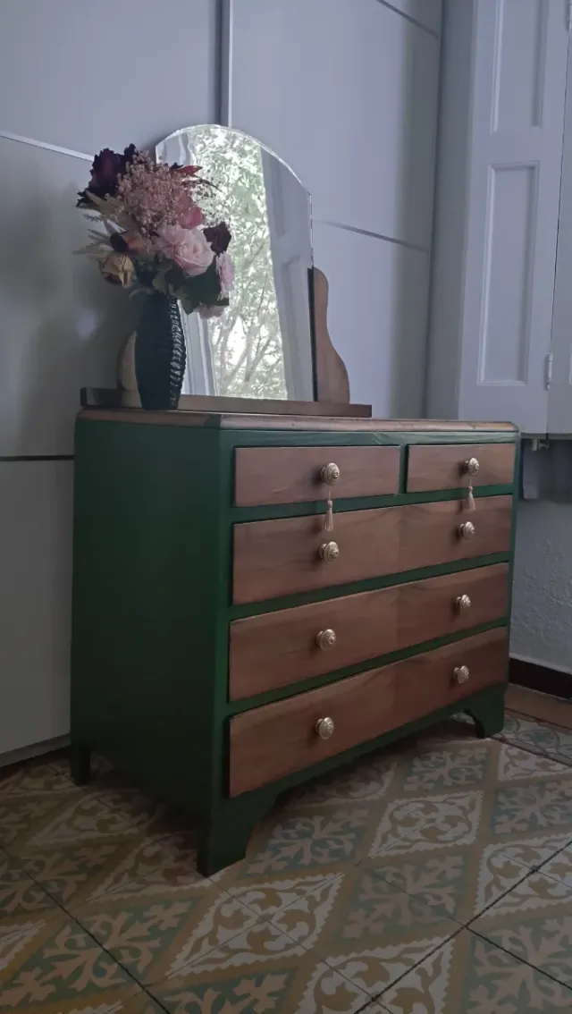 Peleiça Vintage Madeira e Verde