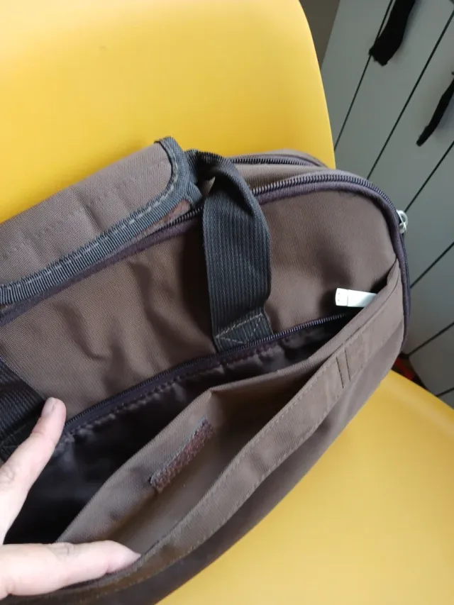 Bandolera mensajero.Maletin ordenador VCC