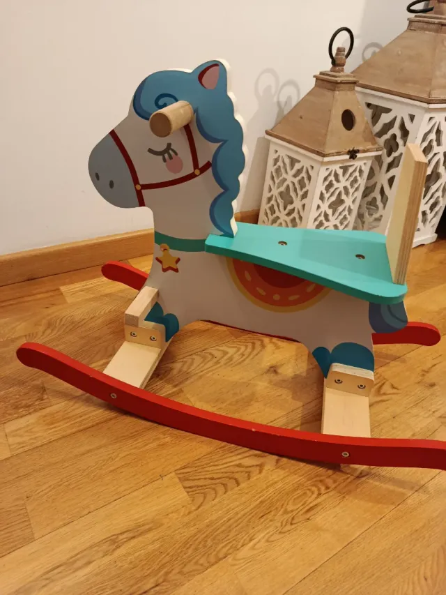 Caballito balancín de madera