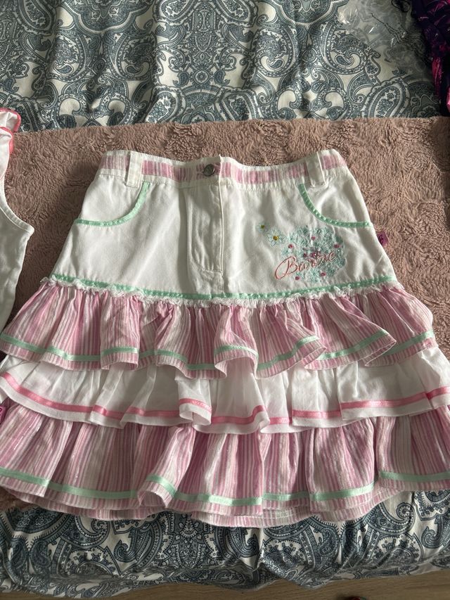 Conjunto Barbie camiseta y falda