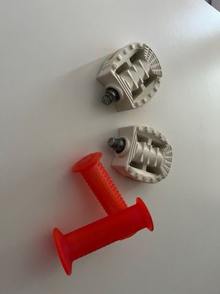 Pedales y Puños BH Vintage